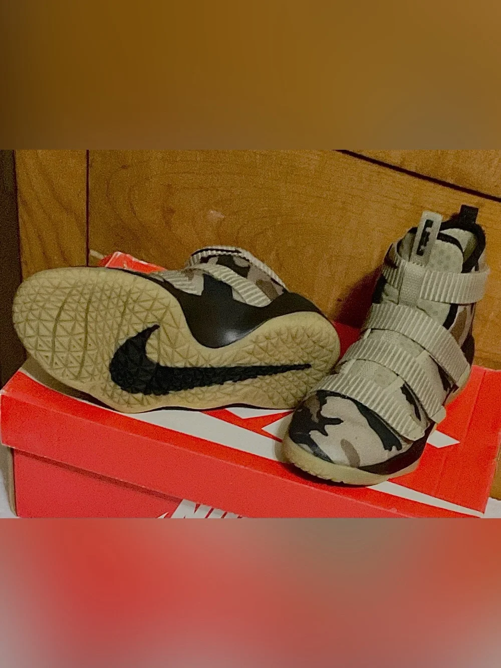 THESE ALMOST BRAND NEW (Nike Zoom LeBron Soldier 11) sneakers in a 
